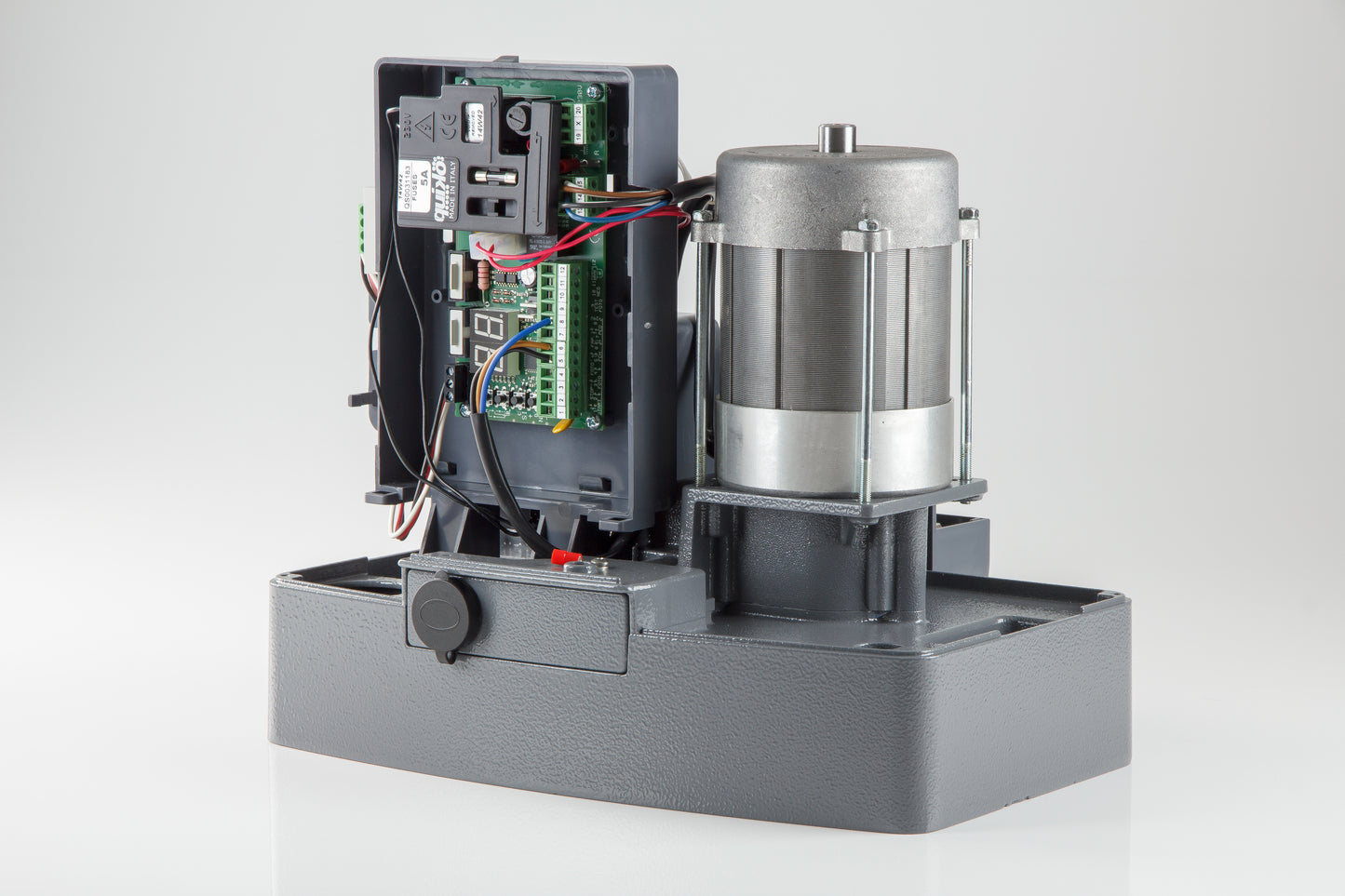 مواتير بوابات منزلقة للخدمة الشاقة Quiko Italy Moovy 800 - وزن 800 كجم | صُنع في إيطاليا